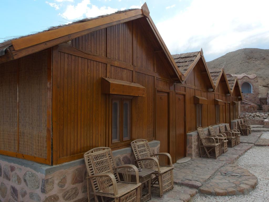 Roots Red Sea Hotel El Qoseir Exterior photo
